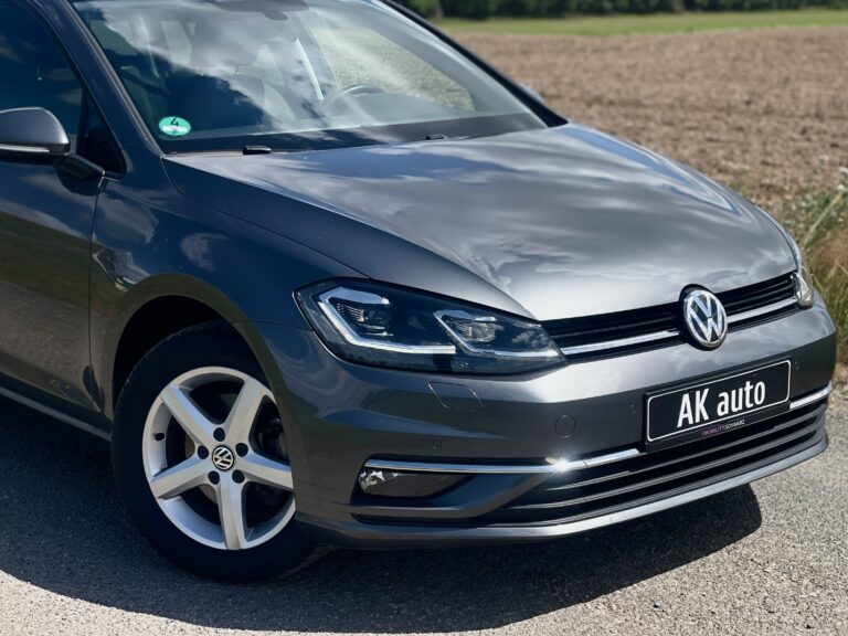 Volkswagen Golf Variant – přední část a přední kolo