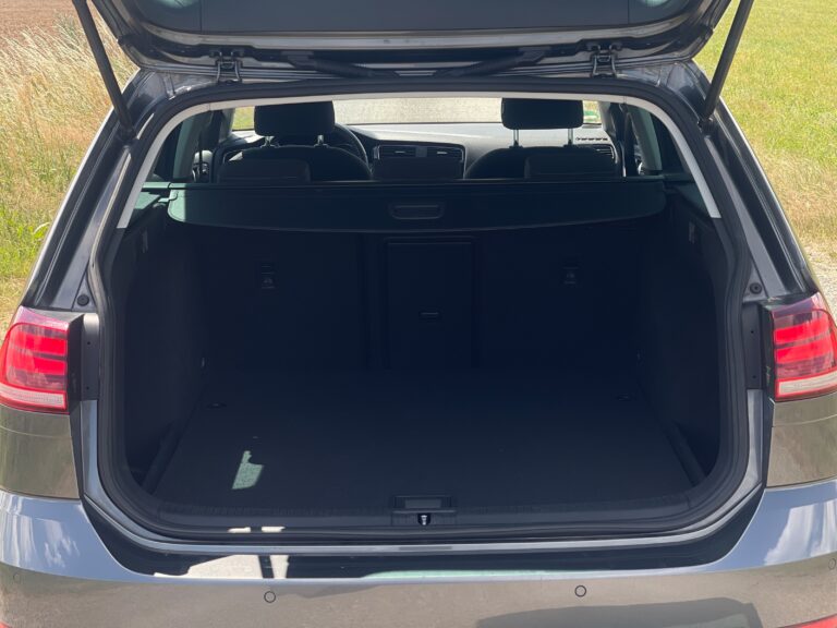 Volkswagen Golf Variant – otevřený zavazadlový prostor