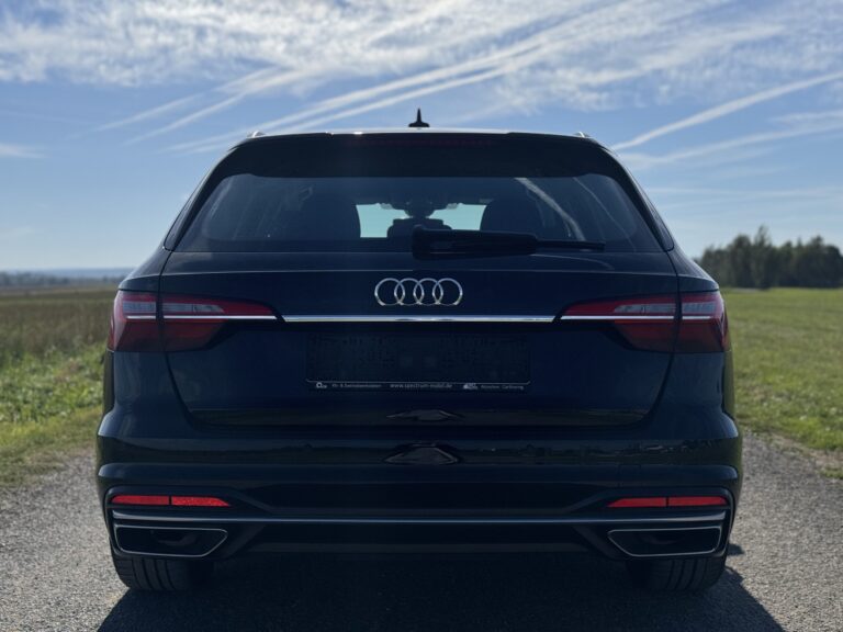 Audi A4 Avant – pohled zezadu