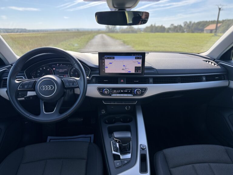 Audi A4 Avant – palubní deska a středová konzola